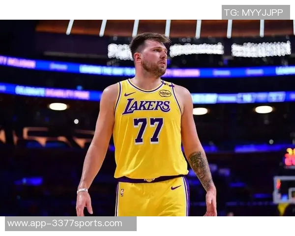 东契奇谈投篮状态与防守挑战AR组合尚未找到最佳感觉 东契奇谈投篮状态与防守挑战AR组合尚未找到最佳感觉