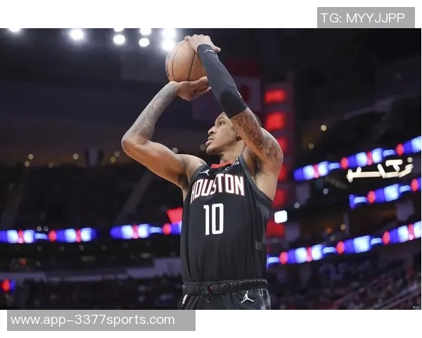 小贾巴里专注身体训练坚信团队合作与成长的重要性