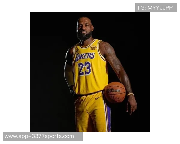 苏群预测詹姆斯将在11月19日主场对爵士比赛中复出引发热议