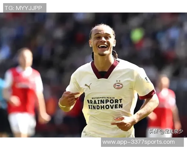 西蒙斯从拉玛西亚到德甲荷甲的成长之路与英超迷失之谜